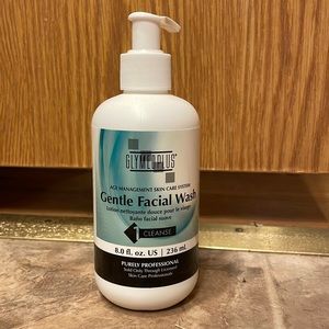 GLYMEDPLUS gentle face wash